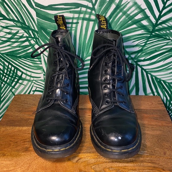 Vintage Dr. Martens Black Leather Combat Boots Women’s UK8 US 10 England - Picture 2 of 13